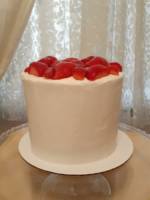 Strawberries & Champagne Layer Cake_image