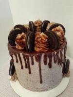 Chocolate Oreo Layer Cake._image