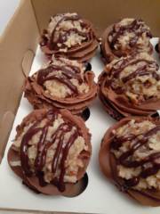 German Chocolate Kupkakes_image