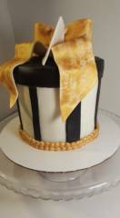 Custom Cakes - Specialty Items_image