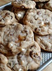 Diva's Bourbon Caramel Choco Chip Cookies_image